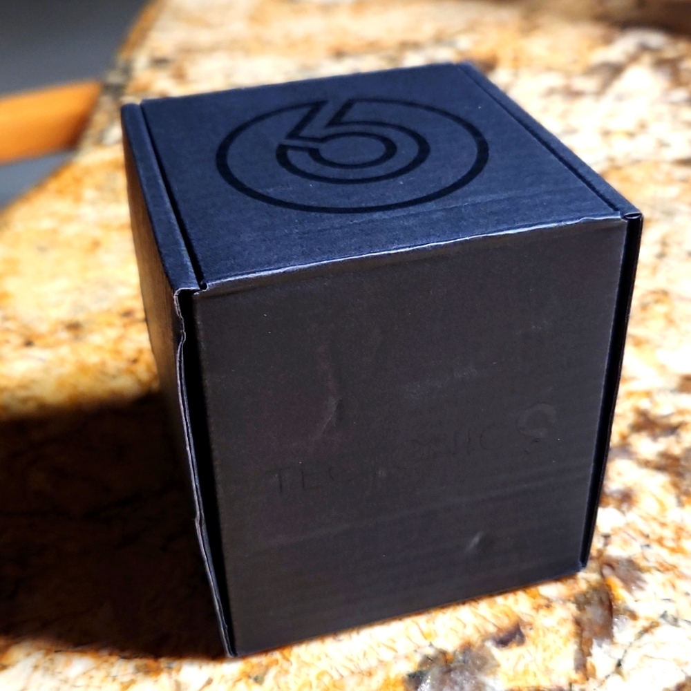 Excellent Price. Tectonic 9 box only